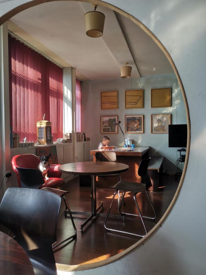 Accommodatie bij particulieren Ghostel 1st - Aventure Alternative - - Arts-factory-experience - For Artists, Makers And Open Minds - Attention, We Are Not A And Are Not Adapted For Everybody - Read Host Warnings Before Reservation - Www,providence,be Asbl *